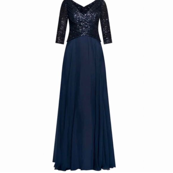 LA FEMME Long Chiffon Evening Gown Sequined Bodice Size 8 NWT - Picture 5 of 6